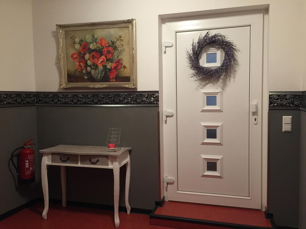 Ferienwohnung Domschatz Naumburg  Esterno foto