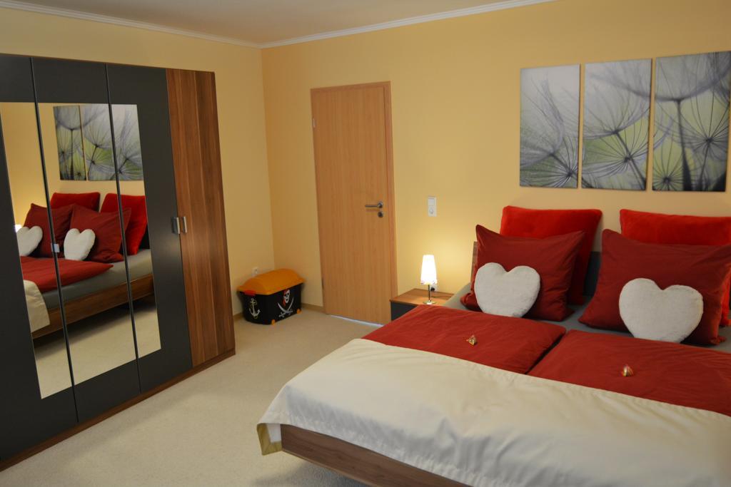 Ferienwohnung Domschatz Naumburg  Esterno foto